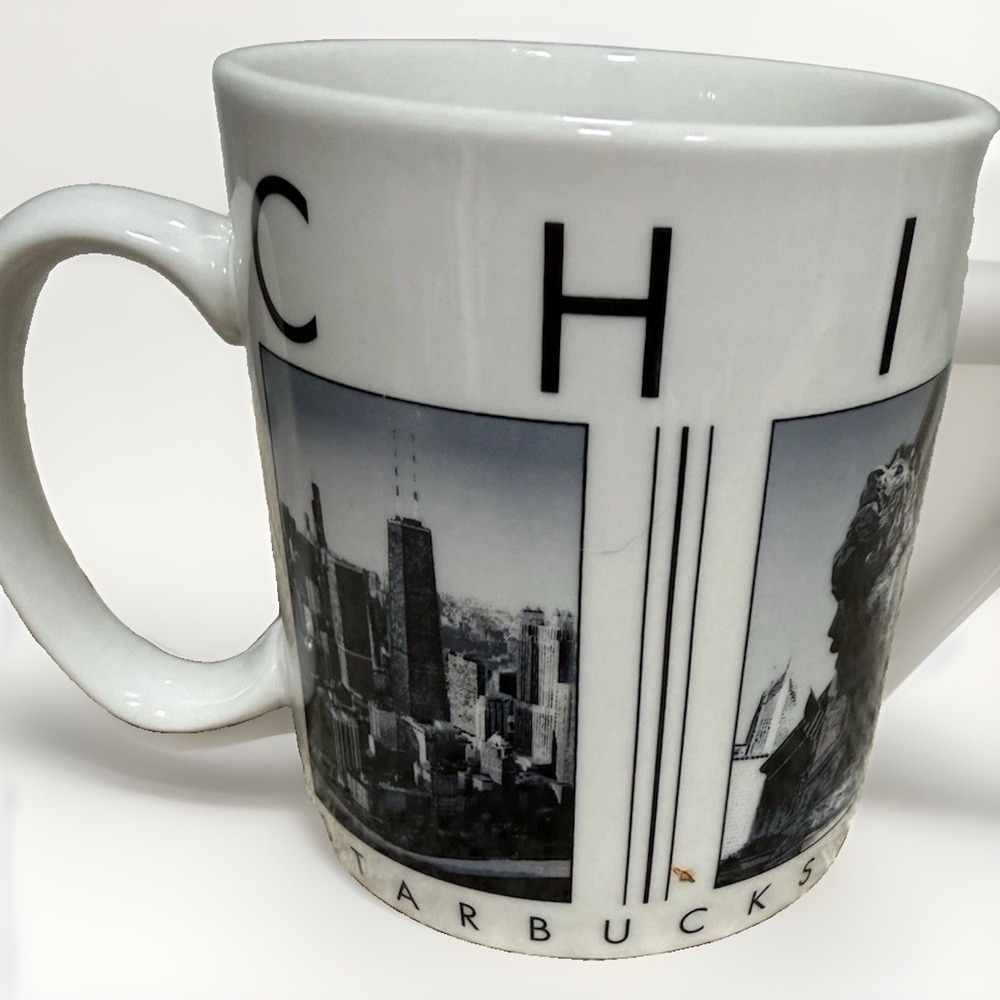 Starbucks City Scenes Series Chicago Barista Coffee Mug White 2003 small blemish